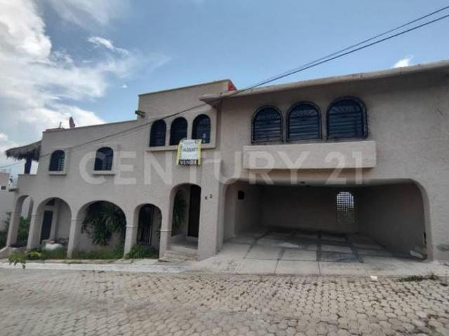 Magnifica Casa en Venta cerca del Mar, en la Península da Santiago, Manzanillo