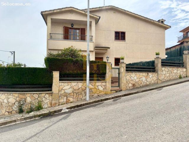 MAGNÍFICA CASA EN VENTA EN CERDANYOLA DEL VALLÉS