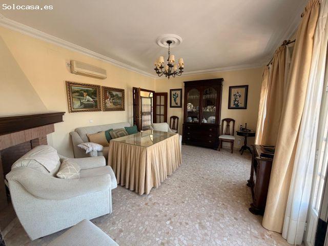 MAGNIFICA CASA EN ZONA VICTORIA! CALLE MIGUEL HERNANDEZ!