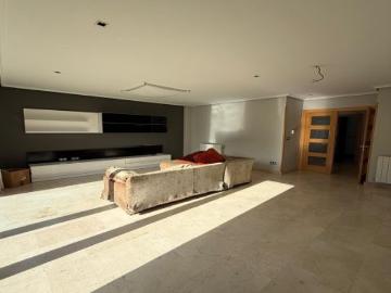 MAGNIFICA CASA EN HUELGAS