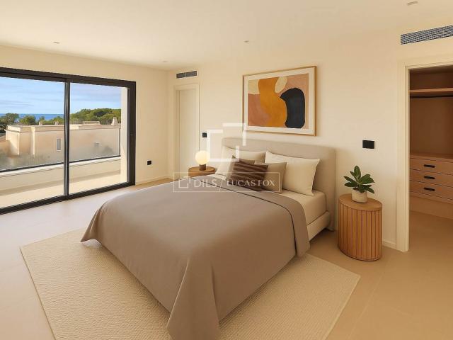 Magnífica casa moderna recientemente reformada, situada en C. 187m² Santa Eulalia del Río