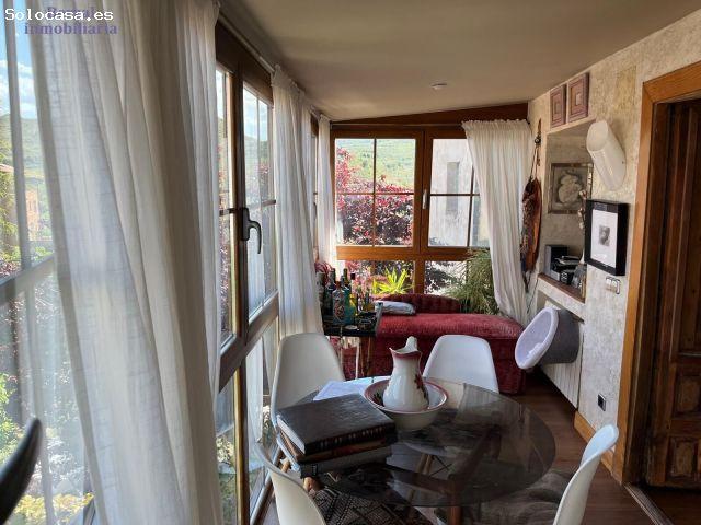 Magnifica casa singular en enclave paradisiaco. Para entrar a vivir, con jardín y vistas al castillo