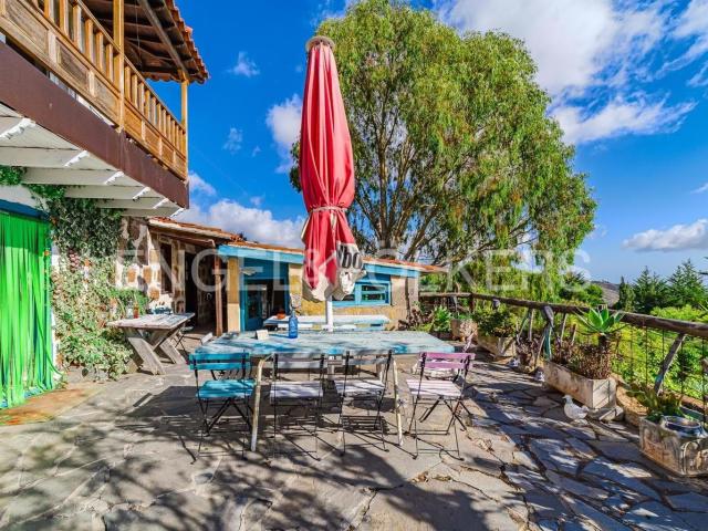 Magnífica finca canaria con vista al mar y gran potencial 451m² La Escalona
