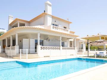 Magnífica Moradia T4 em Albufeira 392m² Albufeira e olhos de água