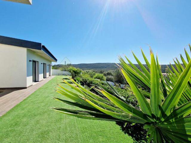 Magnifica moradia V4 contemporânea situado a 10mn de Loulé n. 209m² Querença, tôr e benafim