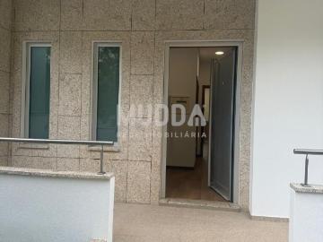 Magnifica Moradia Geminada T4 em São Roque