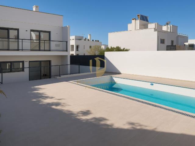 Magnifica moradia moderna T3 com piscina, garagem e elevador panorâmico