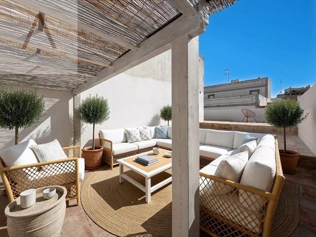 Magnífica moradia renovada na Baixa, com grande terraço de 6. 63m² Olhão