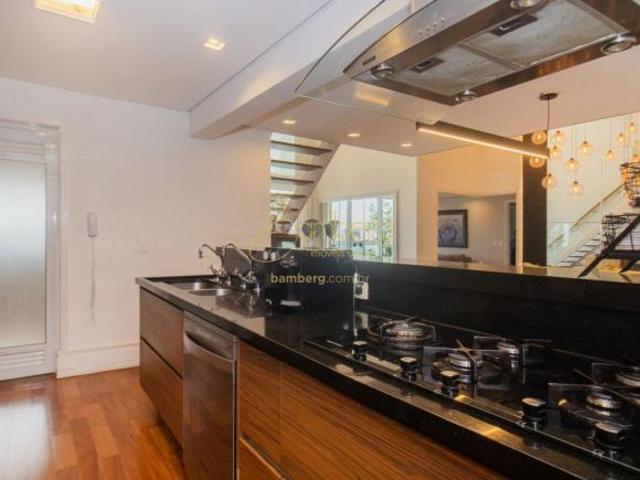 Magnífica Penthouse de 220 metros com 3 suítes e 3 vagas à venda no Brooklin / Cidade Monções