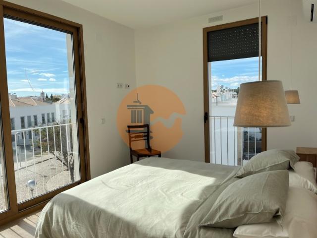 Magnifica Penthouse T3 com 3 WC, 2 lugares de estacionamento e elevador!