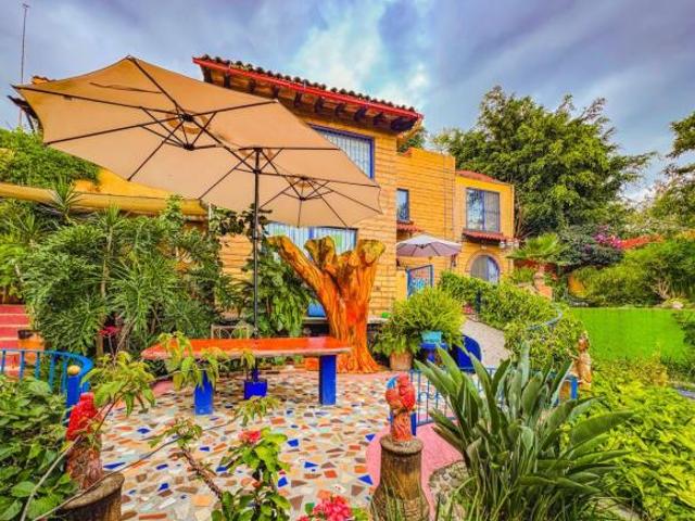 Magnífica propiedad en venta en Tepoztlán, ideal para inversionistas. A minutos del Pueblo Mágico