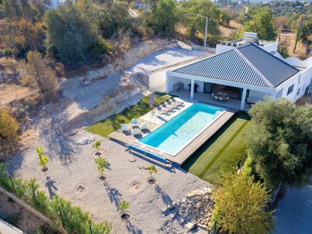 Magnifica propriedade de 4 quartos com vista mar. 207m² Loulé São Sebastião