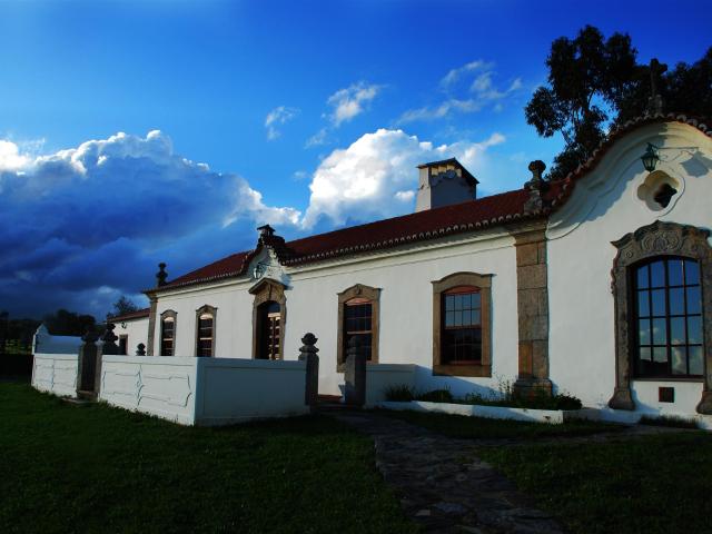 Magnífica propriedade histórica 300m² Portalegre Sé e São Lourenço