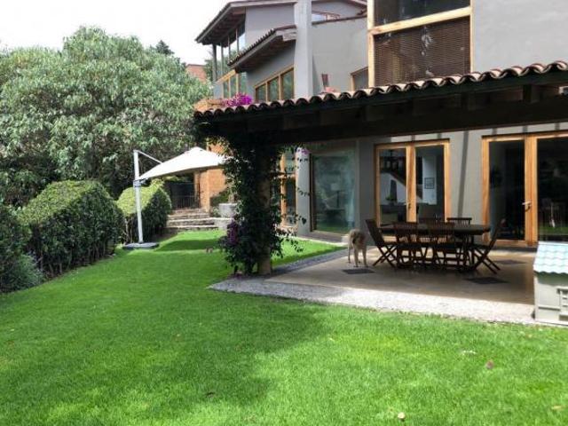 Magnífica residencia en condominio con precio de oportunidad 4