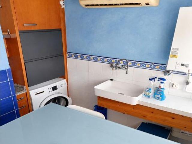 MAGNIFICA VIVIENDA EN EL BARRIO DE LOS REMEDIOS