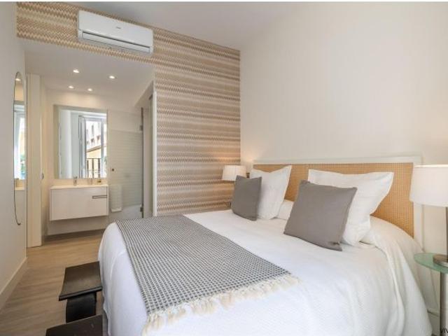 MAGNÍFICA VIVIENDA EN LA CALLE FACTOR