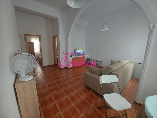 MAGNIFICA VIVIENDA EN PLANTA BAJA CON PATIO. EN HUERTA LA REINA!