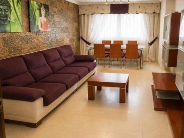 MAGNÍFICA VIVIENDA EN TEATINOS, EN UNA DE LAS ZONAS MÁS DEMANDADAS