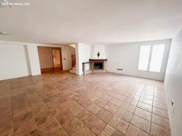 Magnifica villa de 5 habitaciones, 4 baños y piscina privada