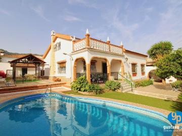 Magnífica Villa en Alquiler con Piscina Privada en Alhaurín de la Torre