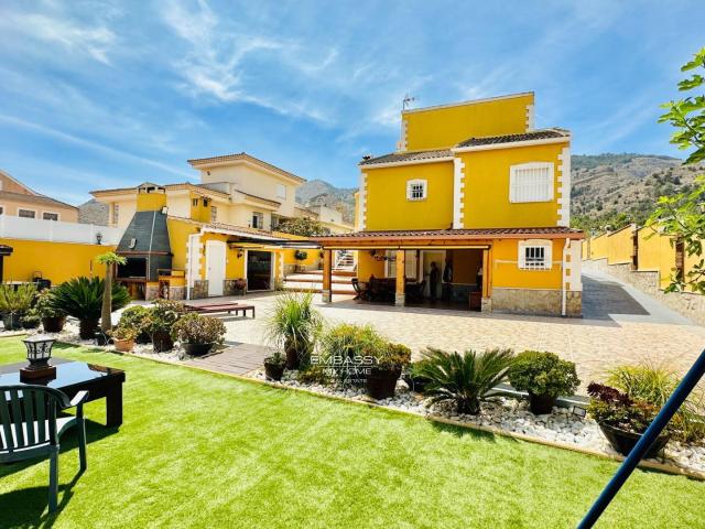 Magnifica villa en Orihuela con piscina privada