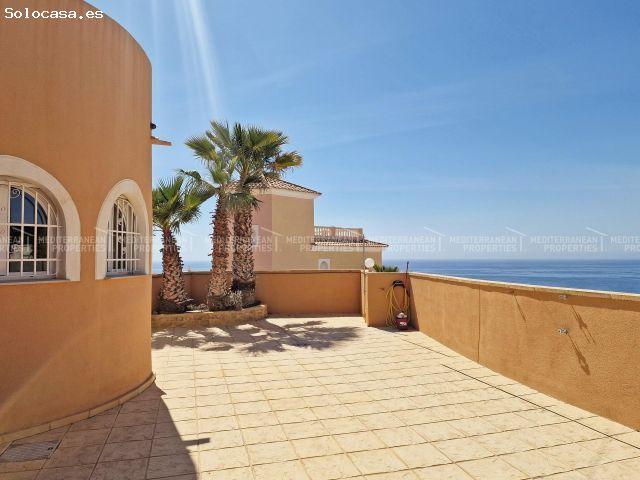 Magnífica Villa en Playa Paraíso, Villajoyosa