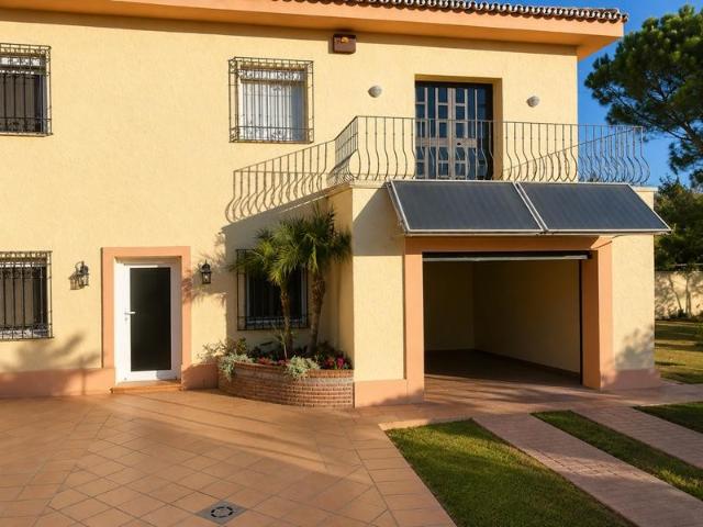 MAGNÍFICA VILLA JUNTO A LA PLAYA DEL PADRÓN