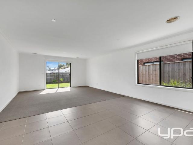 Magnificant 3 bedrroom Gem for rent!