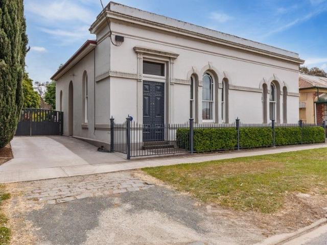MAGNIFICENT RIVERSIDE PROPERTY