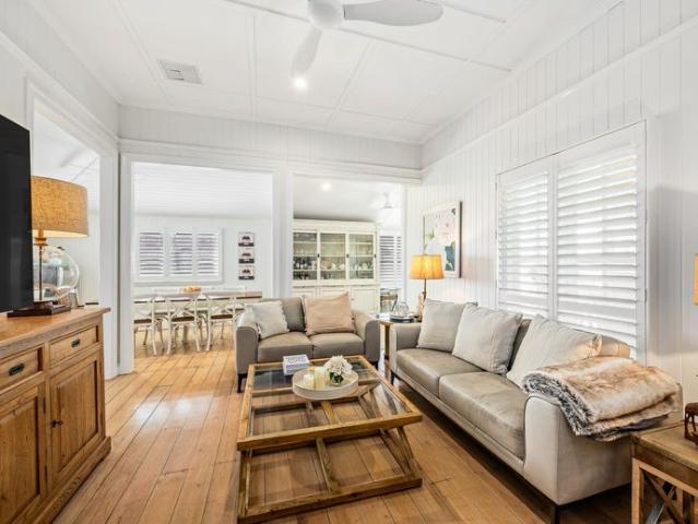 Magnificent 4 bedroom family home with a sparkling in ground swimming pool