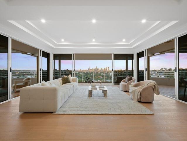 Magnificent 525sqm penthouse with panoramic views
