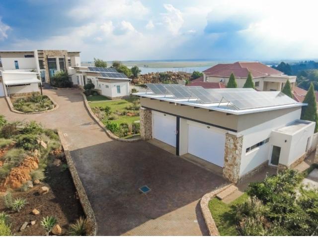 Magnificent 5 bedroom house with a stunning view