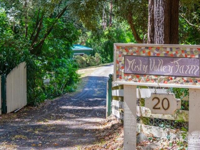 MAGNIFICENT 10 ACRE MISTY VALLEY FARM