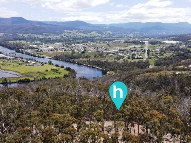 Magnificent Views from 11 Acres