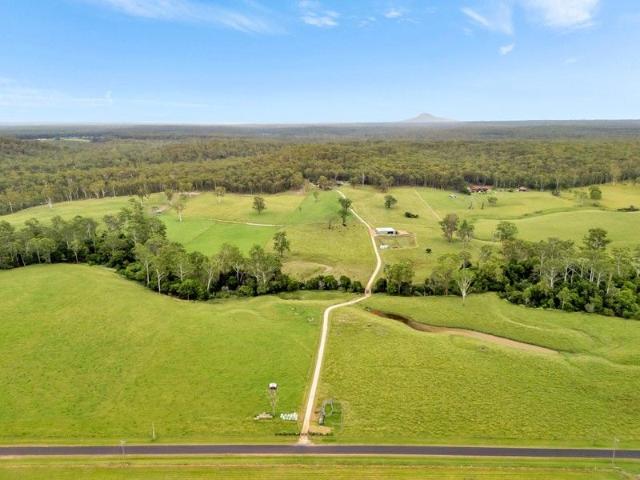 Magnificent and Productive Lifestyle Property