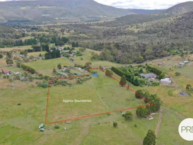 Magnificent Block, Rural Setting
