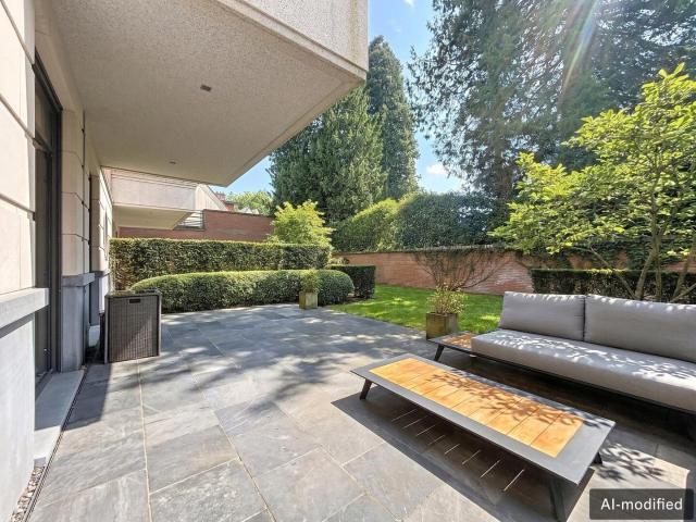 Magnificent furnished 1 bedroom apartment, garden & terrace
