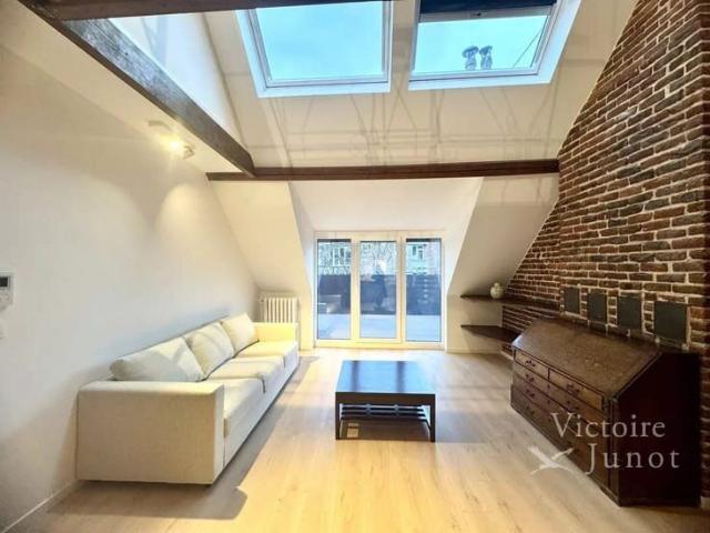Magnificent furnished duplex penthouse 1 bedroom + office