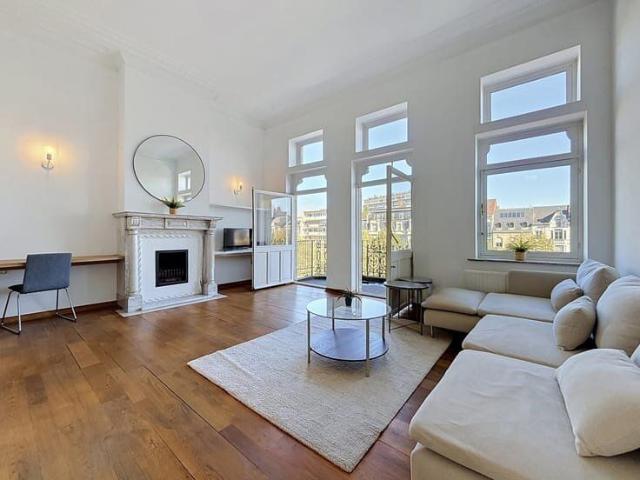 Magnificent furnished duplex 2 bedrooms, mezzanine, terraces