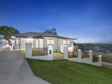 Huge Opportunity as Investment, Home for Families, Pool and Beautiful Views on The Range.