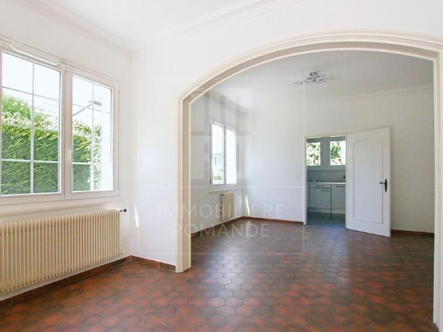 Magnificent house in Genthod with garden rental for a maximum period of 2 years
