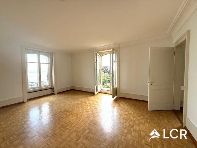 Magnificent luxury apartment, 5.5 rooms, in Neuchâtel