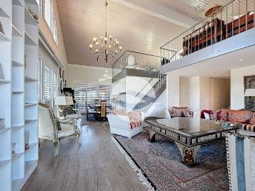 Magnificent luxury duplex with 2 terraces