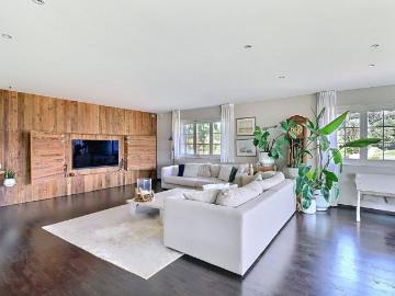Magnificent mansion in Noreaz 340 m2