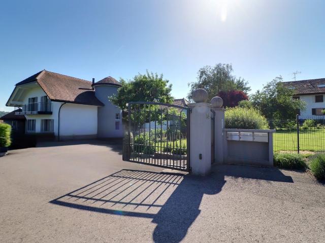 Magnificent mansion in Noreaz 340 m2