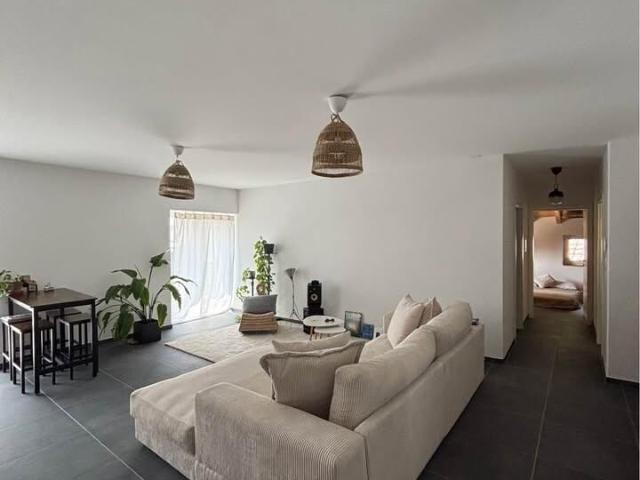 Magnificent new apartment of 4.5P / 3 bedrooms / 1 bathroom / 1 parking space