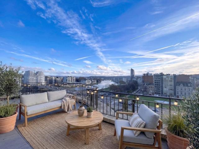 Magnificent penthouse at Les Terrasses in Liège
