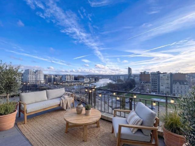 Magnificent penthouse at Les Terrasses in Liège