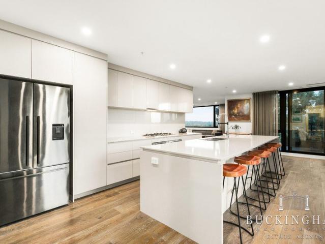 Magnificent Penthouse with City & Mt Dandenong Ranges Views
