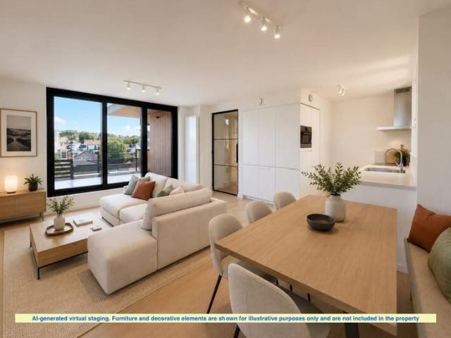 Magnificent penthouse with huge terrace, completely new